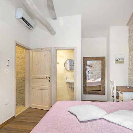 Вилла Stone House Dijana Istria Sveti Lovrec Святой Ловреч Пазенатички Экстерьер фото