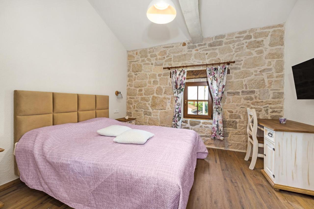 Вилла Stone House Dijana Istria Sveti Lovrec Святой Ловреч Пазенатички Экстерьер фото